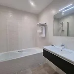 Ambeille Vue Ξενοδοχείο