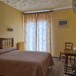 Ambeille Vue Hotell 3*