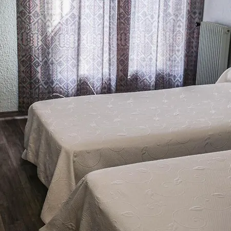 酒店 Ambeille Vue 科利尤尔