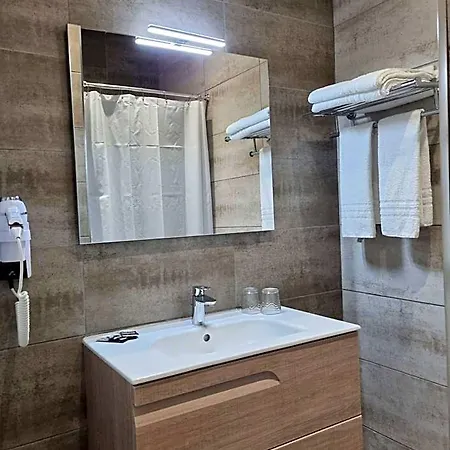 Ambeille Vue מלון קוליור