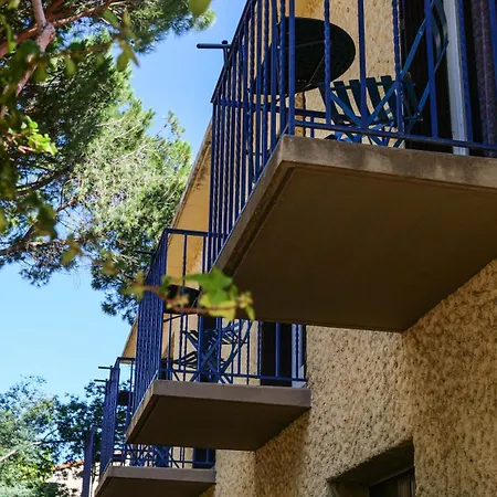 Hotel Ambeille Vue 3*